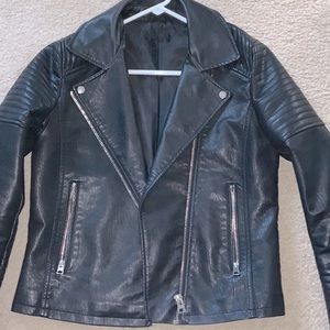 BEAUTIFUL LEATHER JACKET